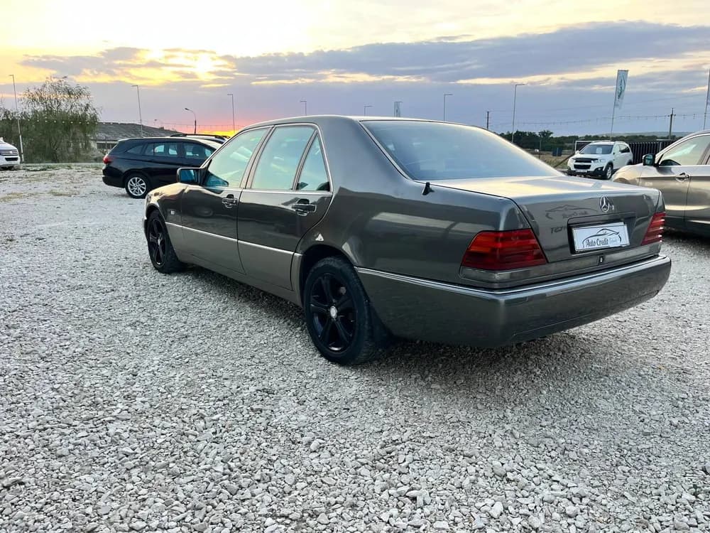 Mercedes-Benz S-Class foto 3