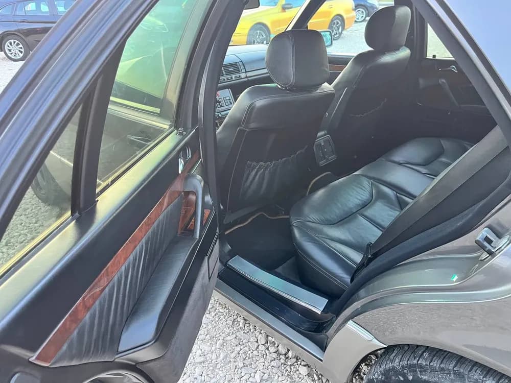 Mercedes-Benz S-Class foto 9