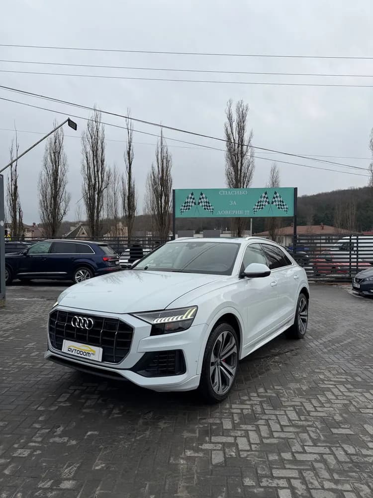Audi Q8