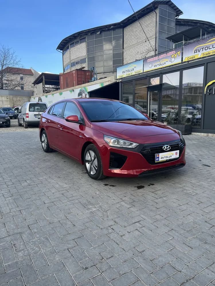 Hyundai IONIQ
