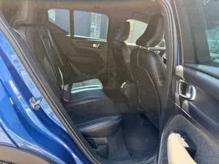 Volvo XC40 photo 32