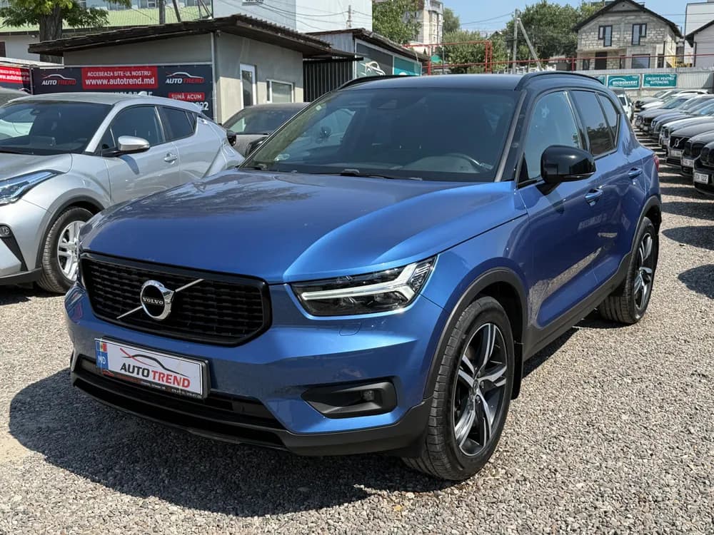 Volvo XC40 photo 6