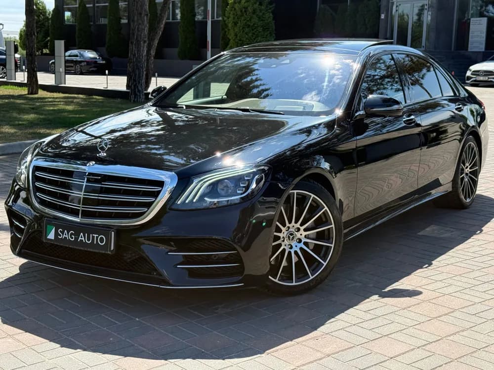 Mercedes-Benz S-Class