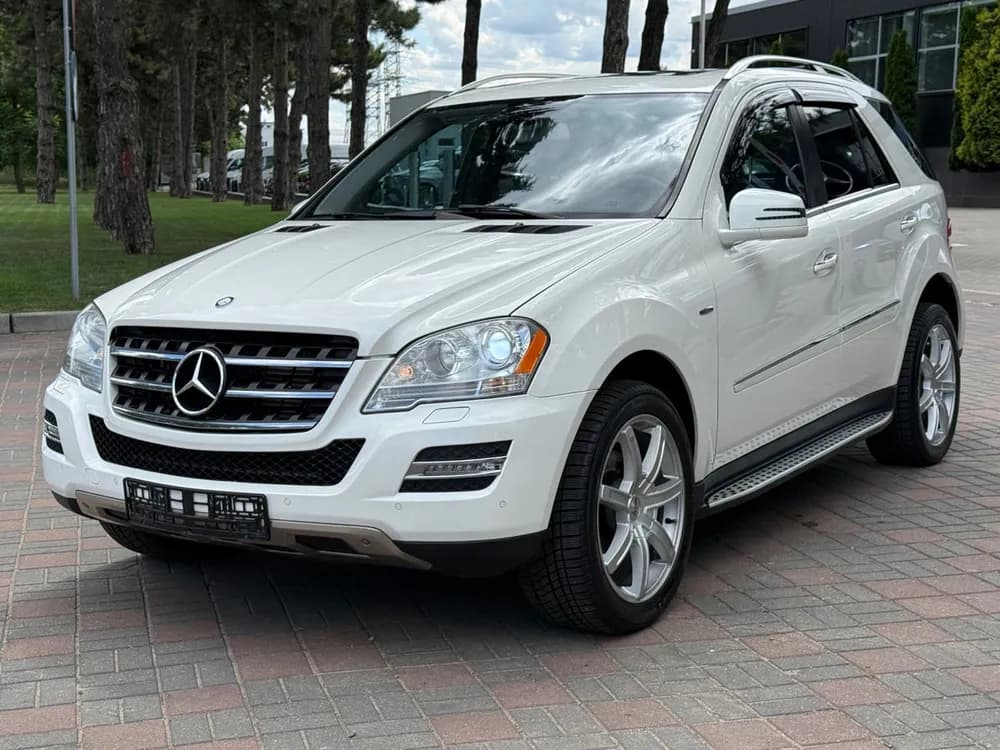 Mercedes-Benz M-Class