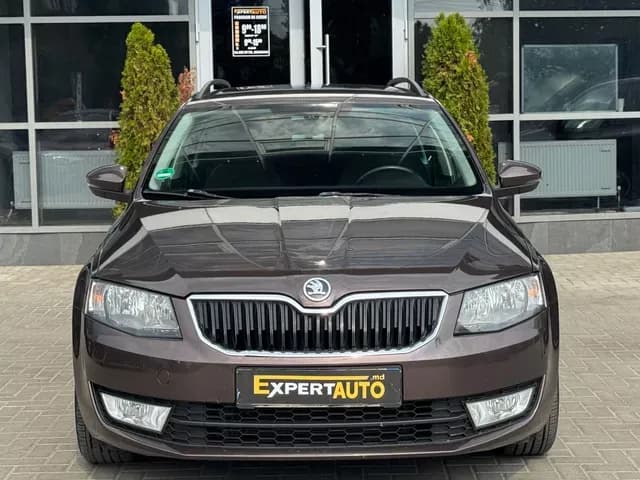 Skoda Octavia photo 5