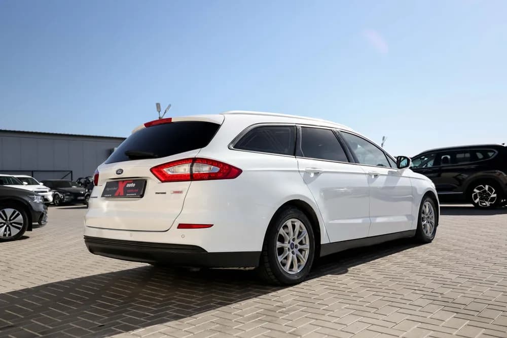 Ford Mondeo foto 3