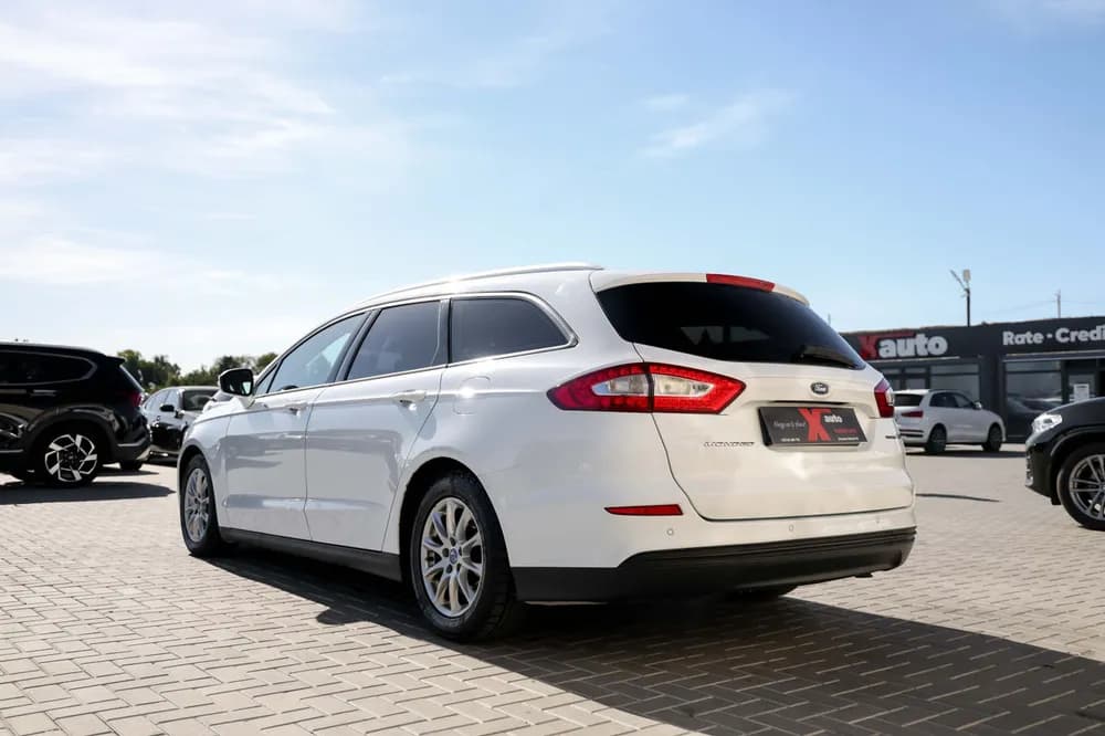 Ford Mondeo foto 4