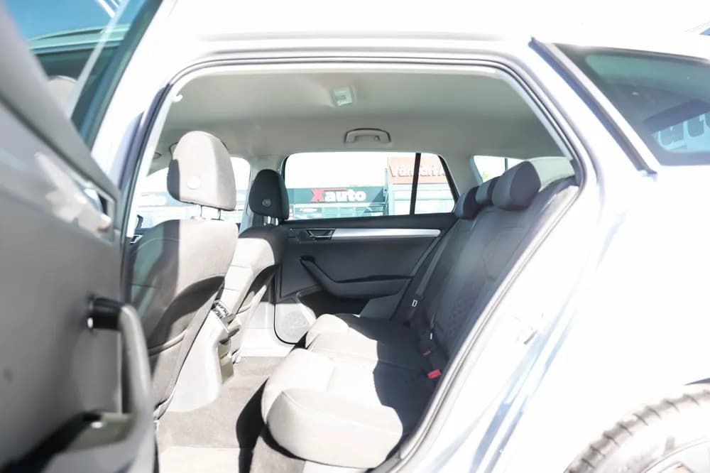 Skoda Superb foto 11