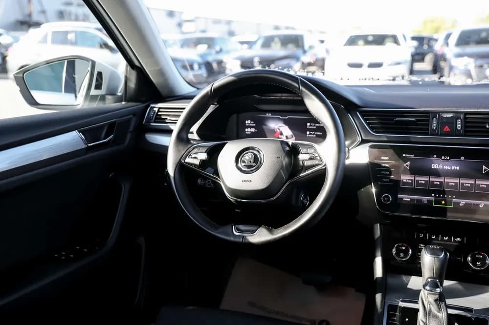 Skoda Superb foto 7