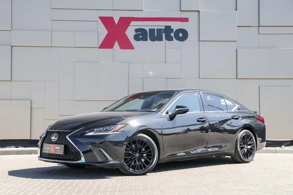 Lexus ES Series