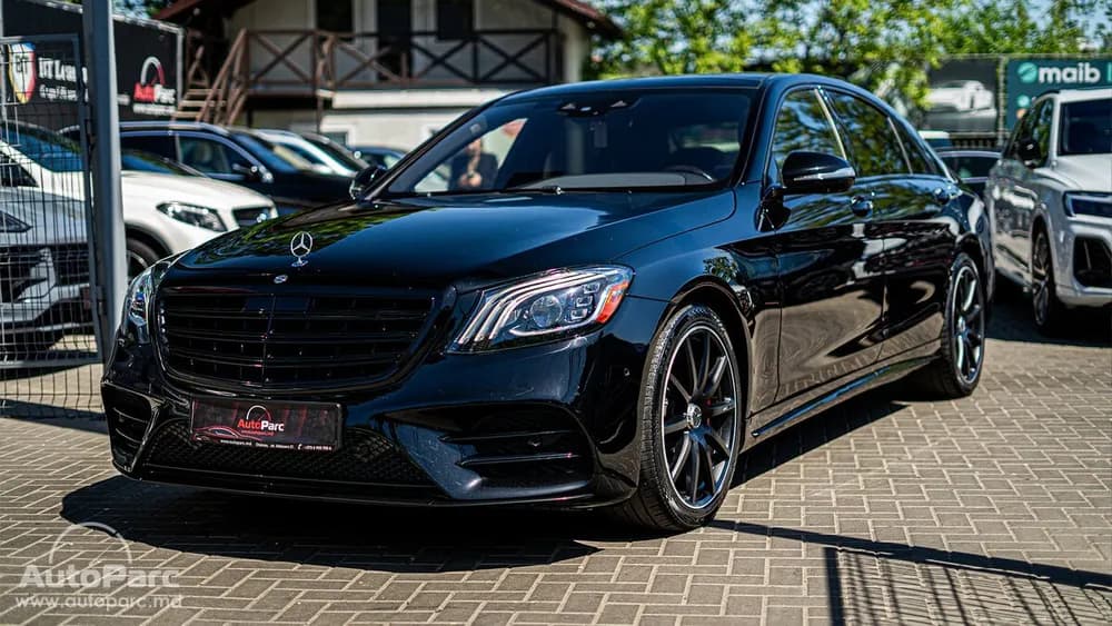 Mercedes-Benz S-Class