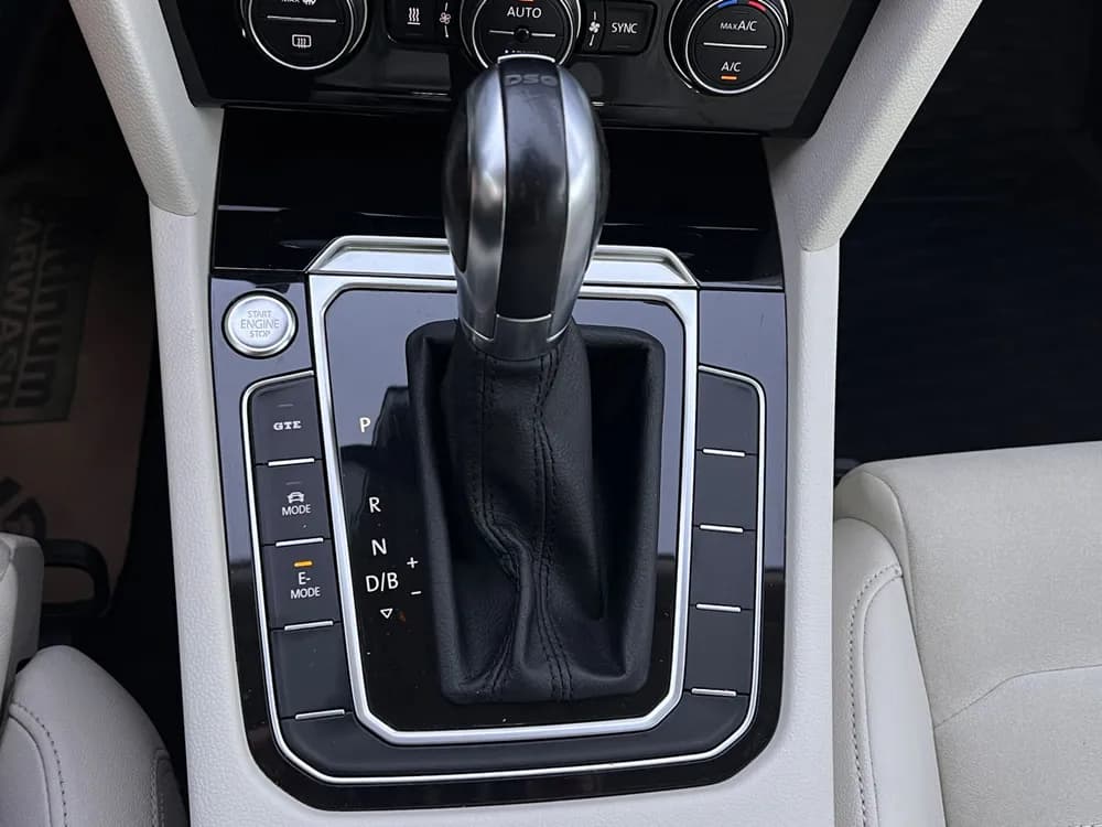 Volkswagen Passat foto 10
