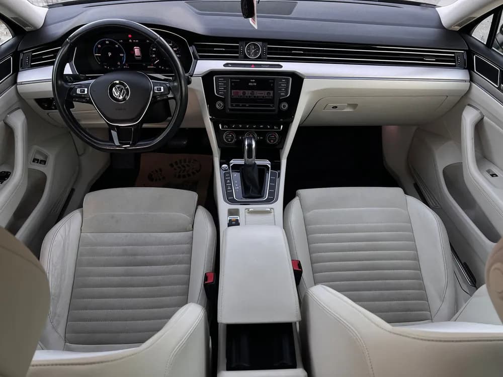 Volkswagen Passat foto 11