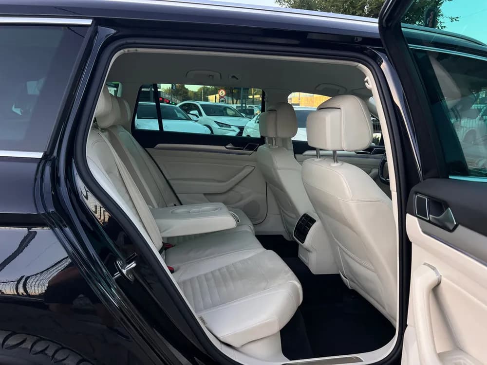 Volkswagen Passat foto 13