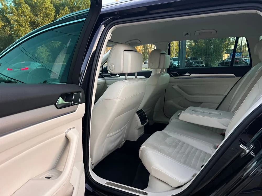 Volkswagen Passat foto 12