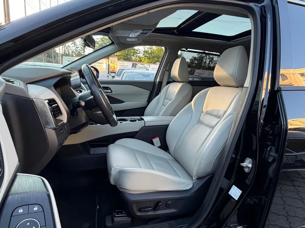 Nissan X-Trail foto 4