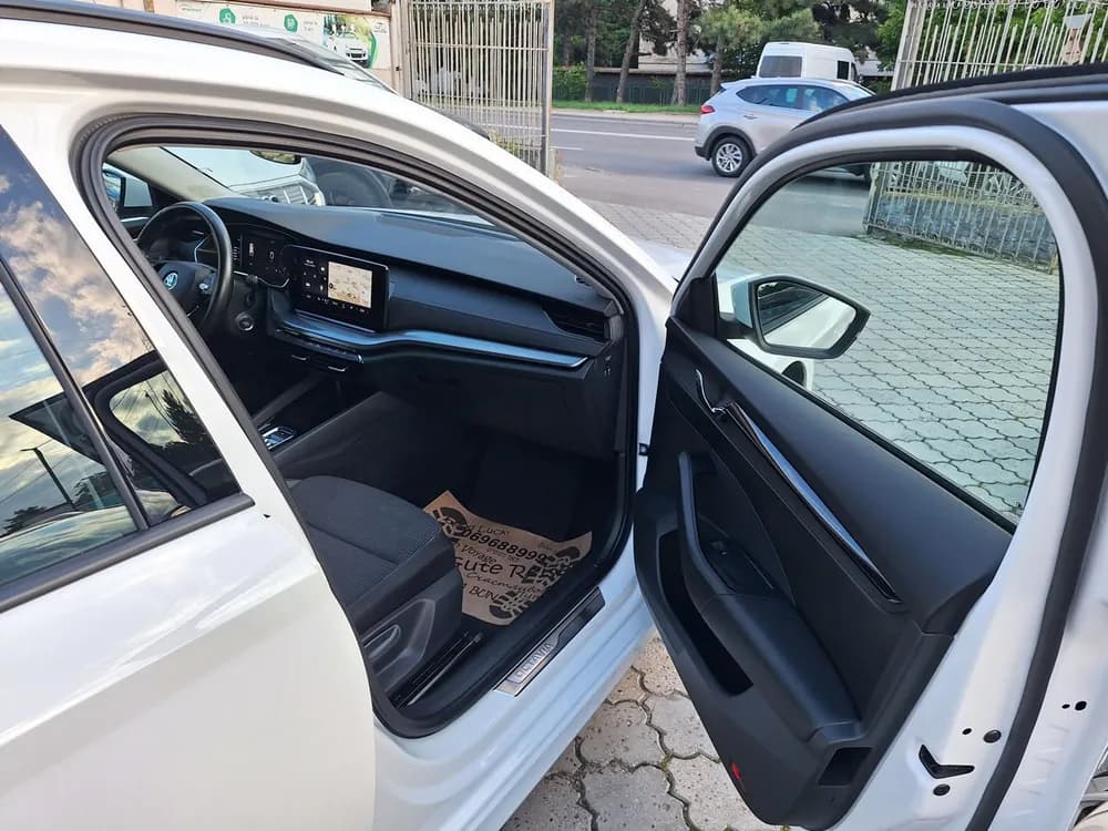 Skoda Octavia foto 11