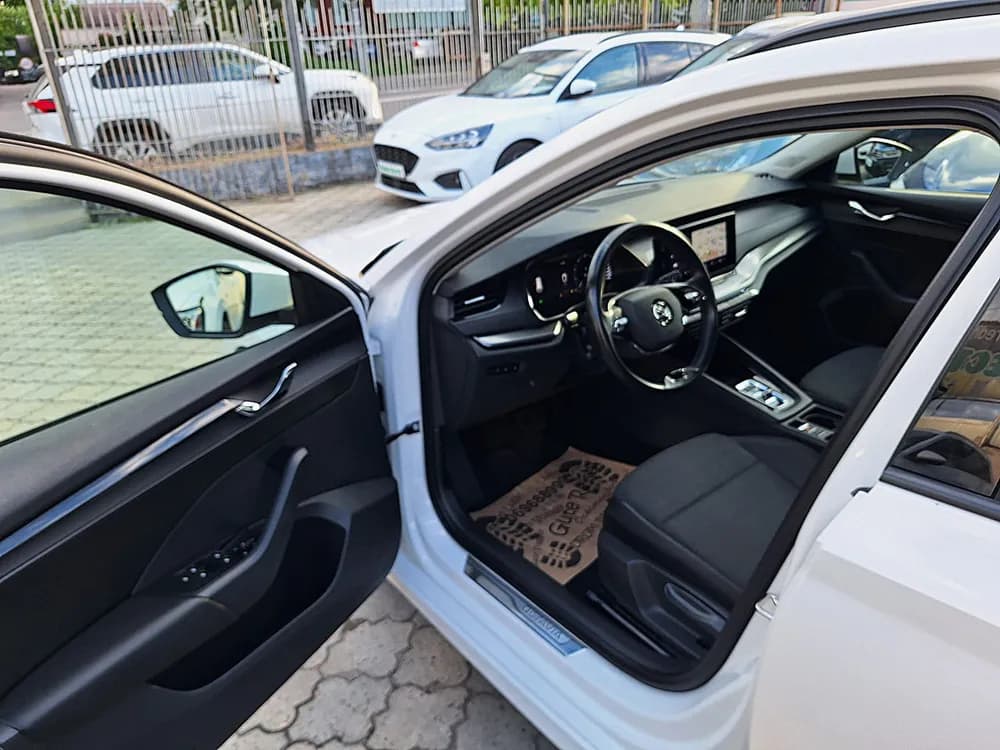 Skoda Octavia foto 7