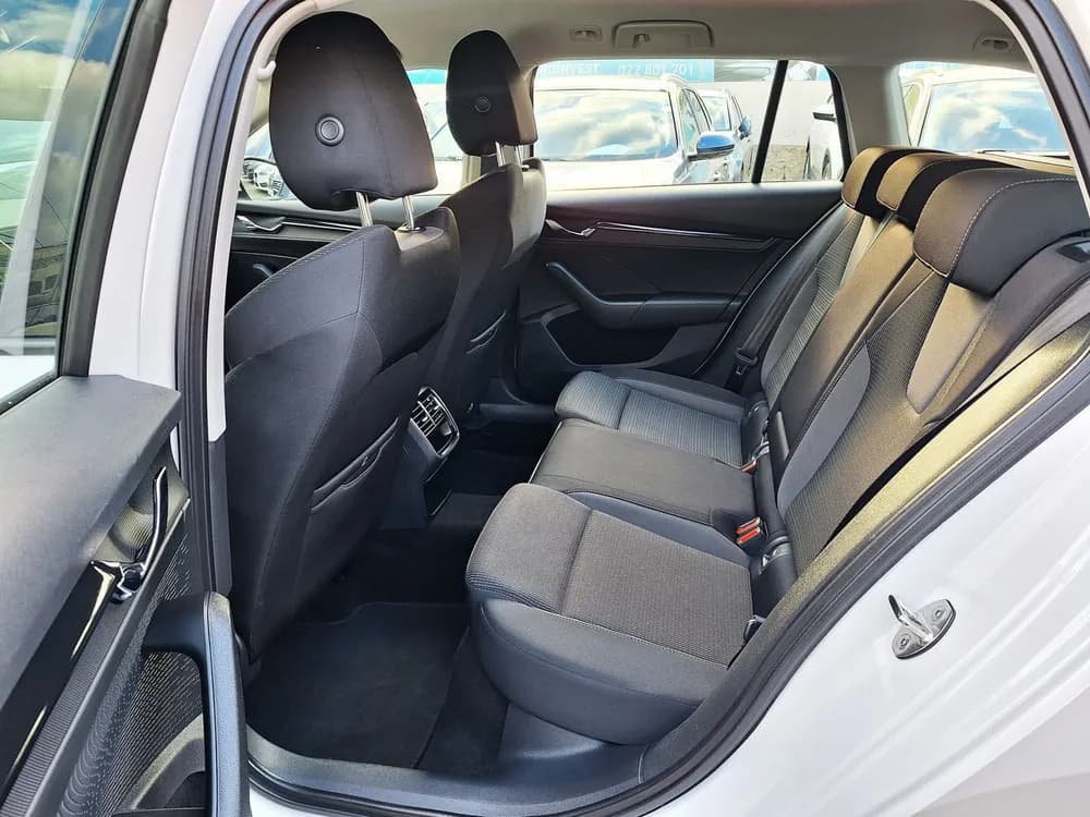 Skoda Octavia foto 13