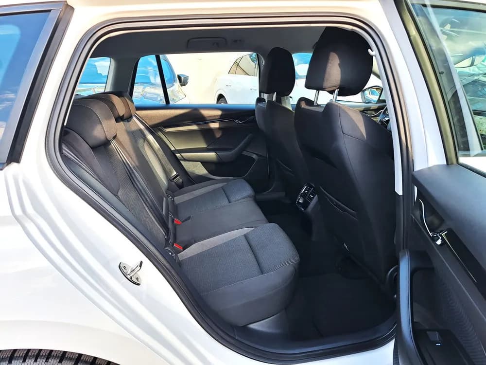 Skoda Octavia foto 15