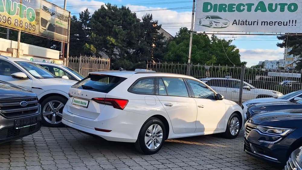 Skoda Octavia foto 2