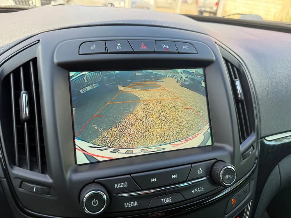 Opel Insignia foto 14