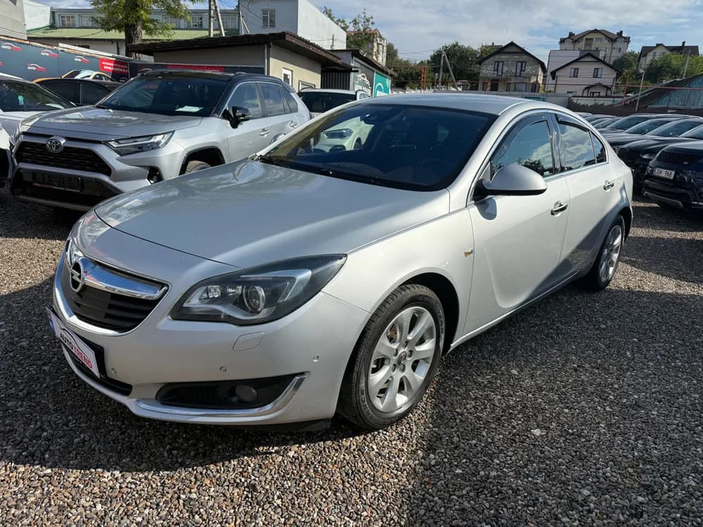 Opel Insignia foto 6